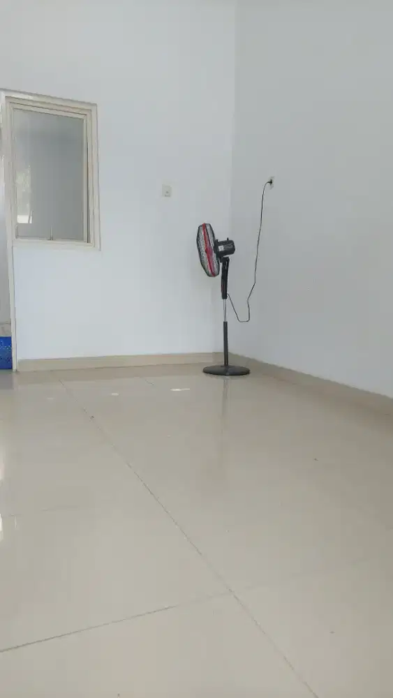 Dikontrakkan  Disewakan Rumah Taman Dhika Kota Sidoarjo