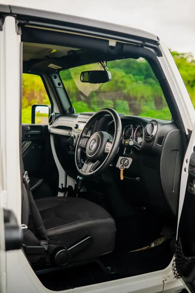 Jeep Wrangler 2014 Bensin