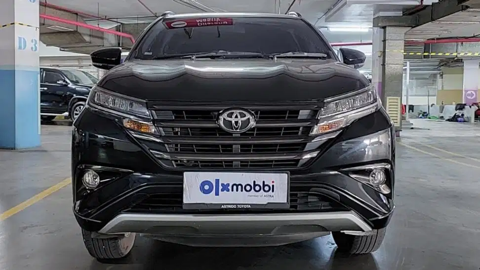 TDP 10JT, Toyota Rush 1.5 G Bensin-AT Hitam 2022