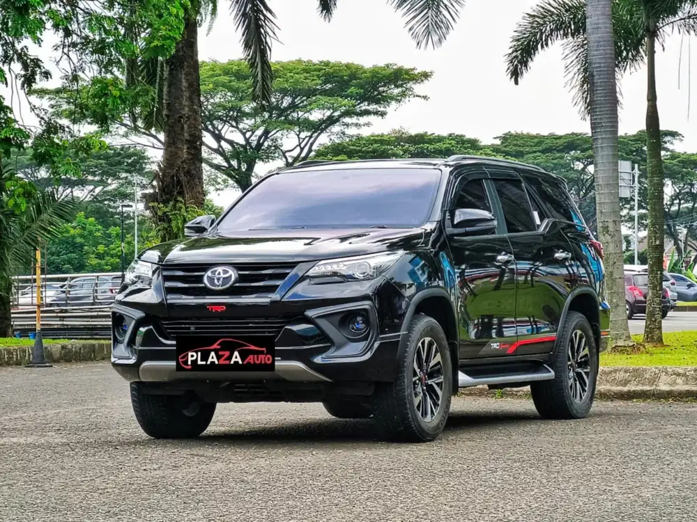 Toyota Fortuner 2019
VRZ TRD 2.4 Diesel Automatic