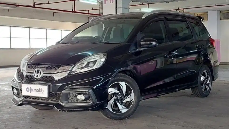 TDP 6,JT, Honda Mobilio 1.5 RS Bensin-AT Hitam 2016