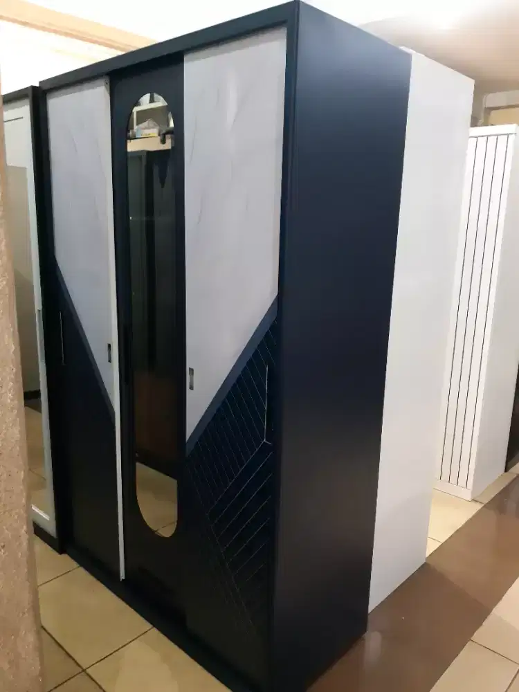 Lemari Importa 4 Pintu