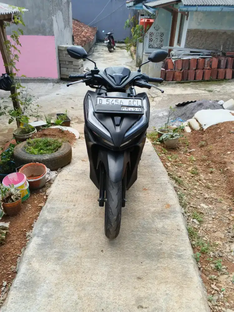 Jual vario 125 tahun 2019