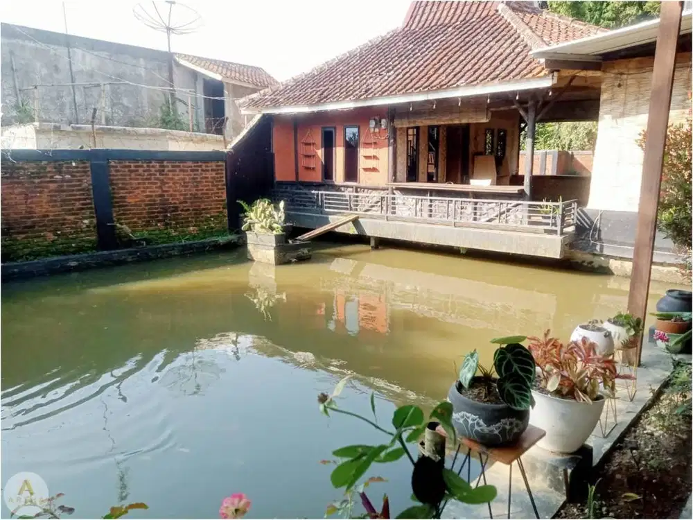 Jual Villa Furnished Tanah Luas di Bayongbong Garut