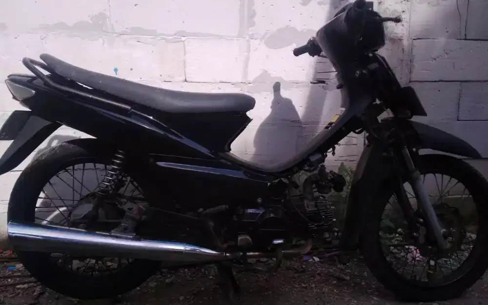 Honda Supra x tossa cina th2003 lokasi Cilebut bogor