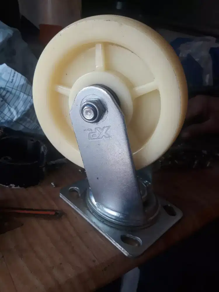 Roda troli 6 int roda nylon