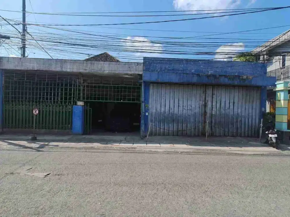 dijual rumah usaha di jl darmokali surabaya pusat