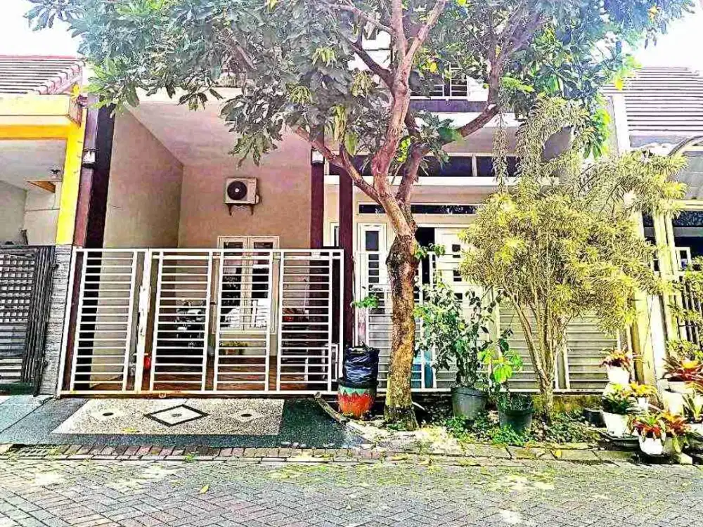Disewakan Rumah Bersih Terawat Plus Furnish di Permata Jingga, Suhat Malang