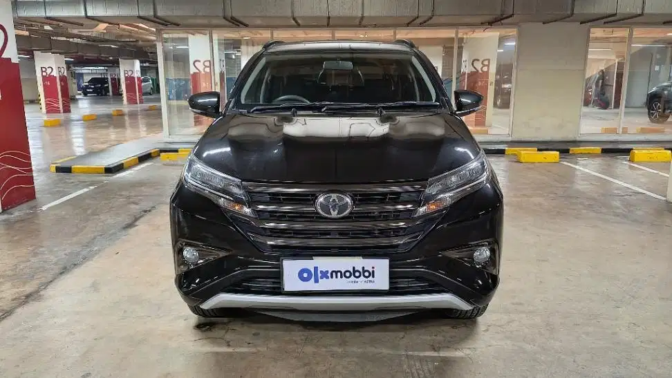 TDP 10JT, Toyota Rush 1.5 G Bensin-AT Hitam 2021