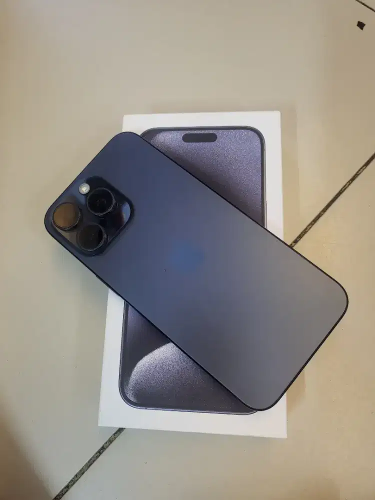 Iphone 15 pro max 256 gb ID/A