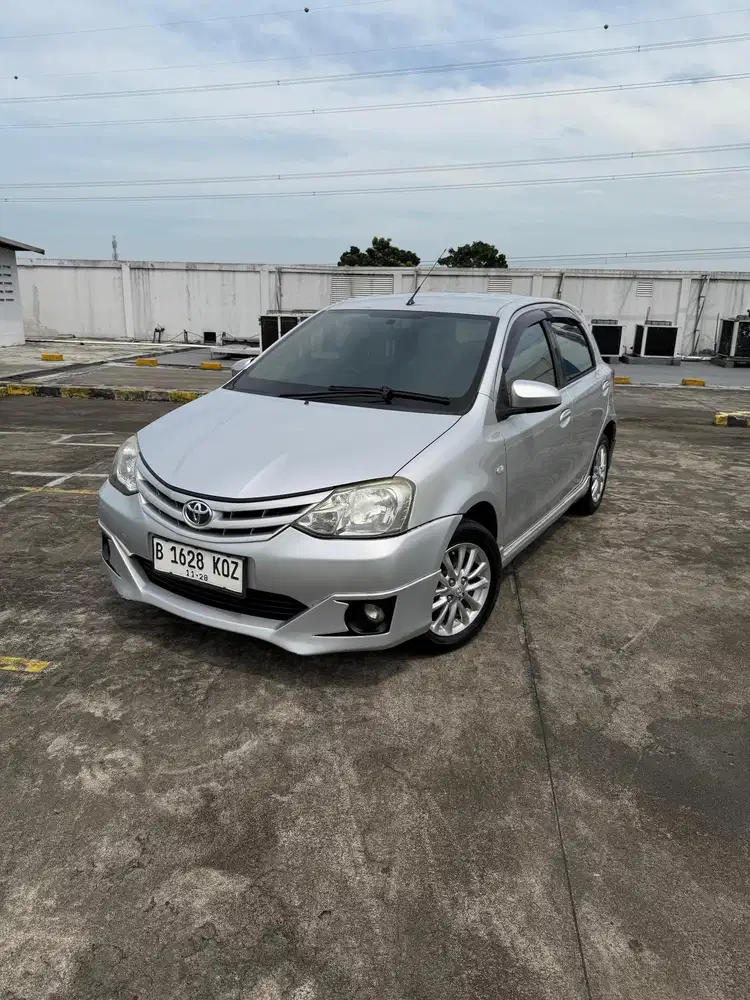 Toyota Etios Valco 2013 Bensin