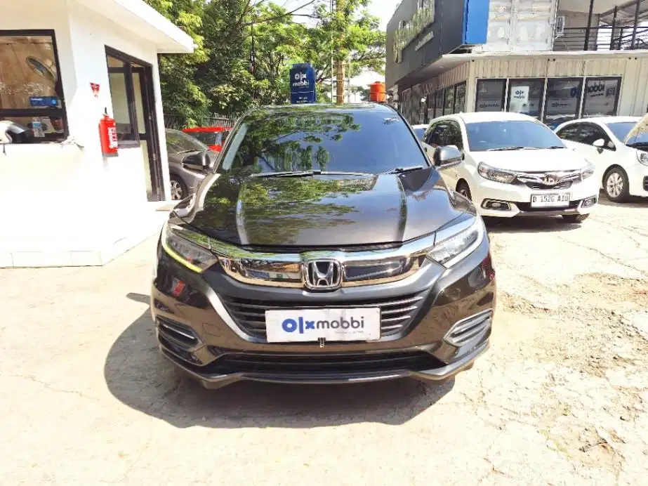 LOW DP Honda HR-V 1.5 E Special Edition Bensin-AT 2019 AHQ