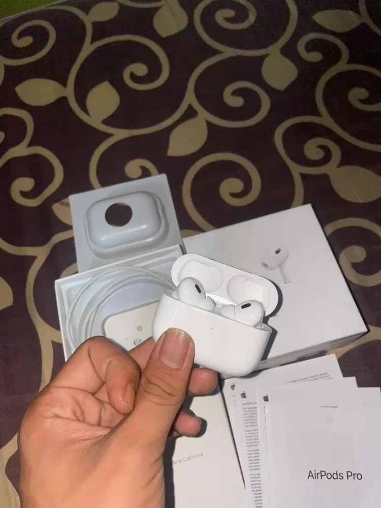 Airpods pro 2 ibox sec like new