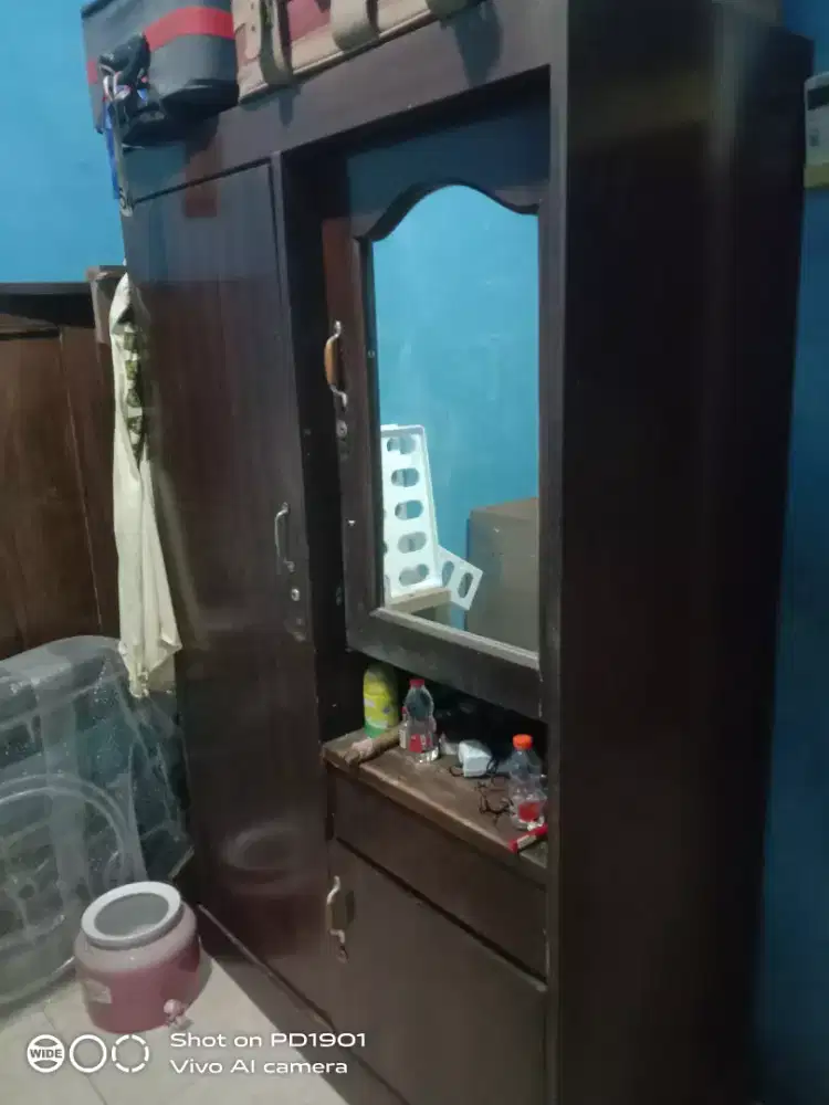Lemari Dan dipan kayu
