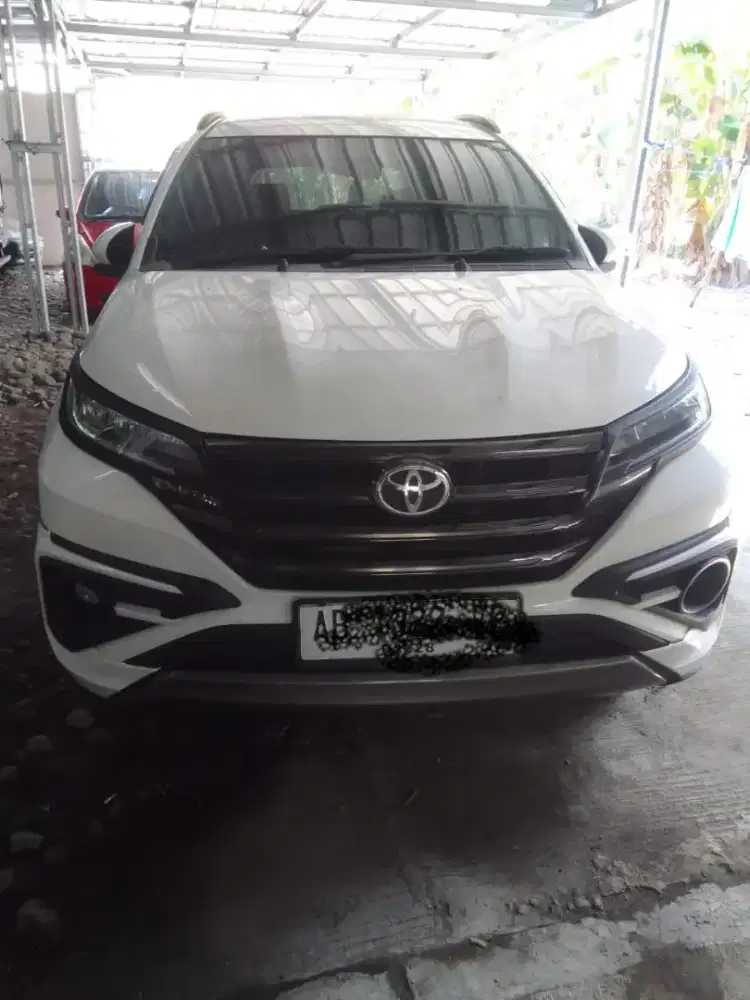 Jual Toyota Rush 2023 Putih