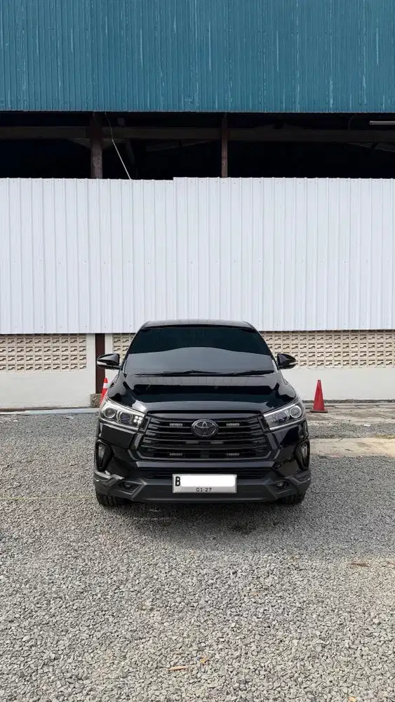 Dijual Toyota Innova 2.4 V Diesel Metic