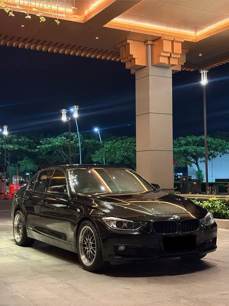 [CASH, LOW KM] BMW 320i F30 2015 MODIF / pmk 2016 Sport line LCI