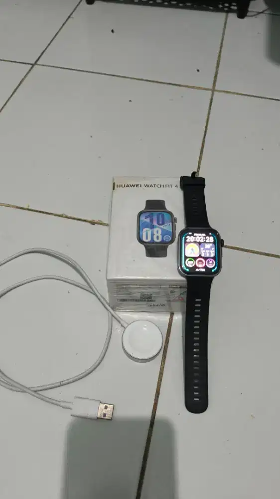 Huawei Watch Fit 4