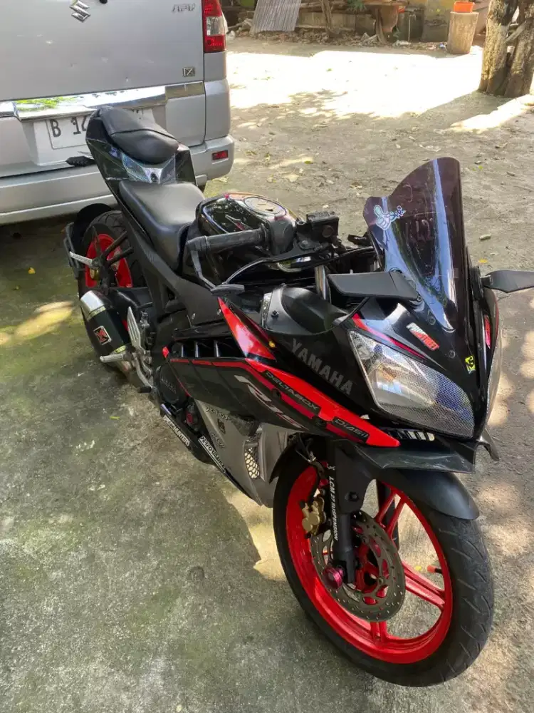 YAMAHA R15 2016
