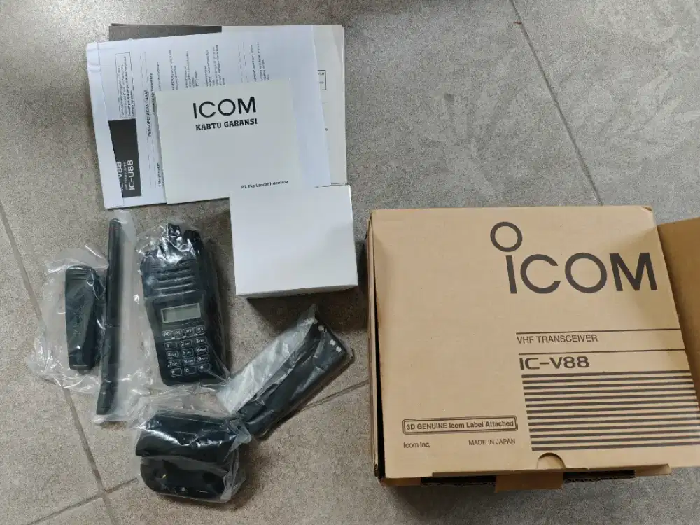 Handy Talkie HT ICOM V88
