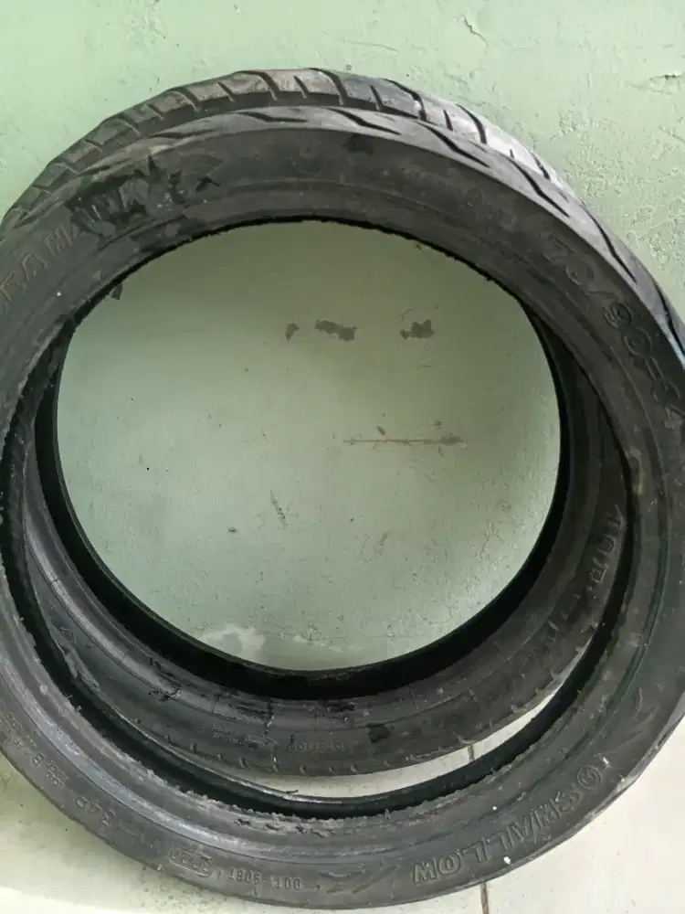 Ban bekas ukuran 80/90 dan 90/70