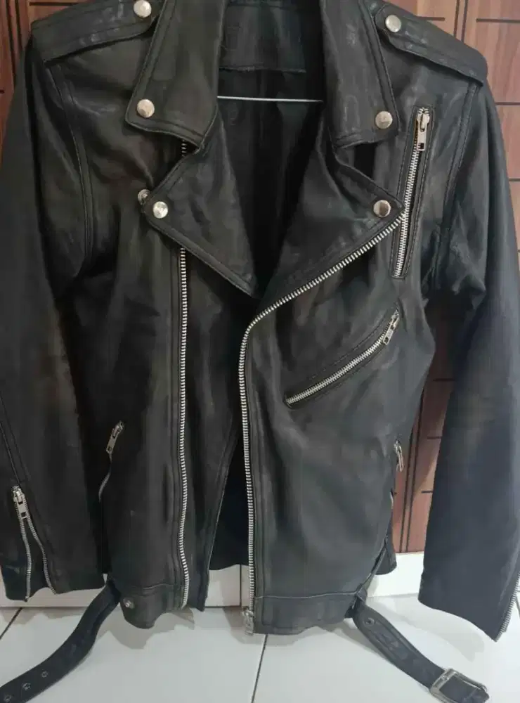 Jaket kulit model rock n roll changcuters