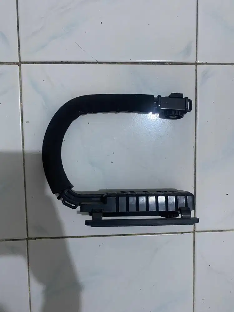 C-Shape stabillizer handheld kamera