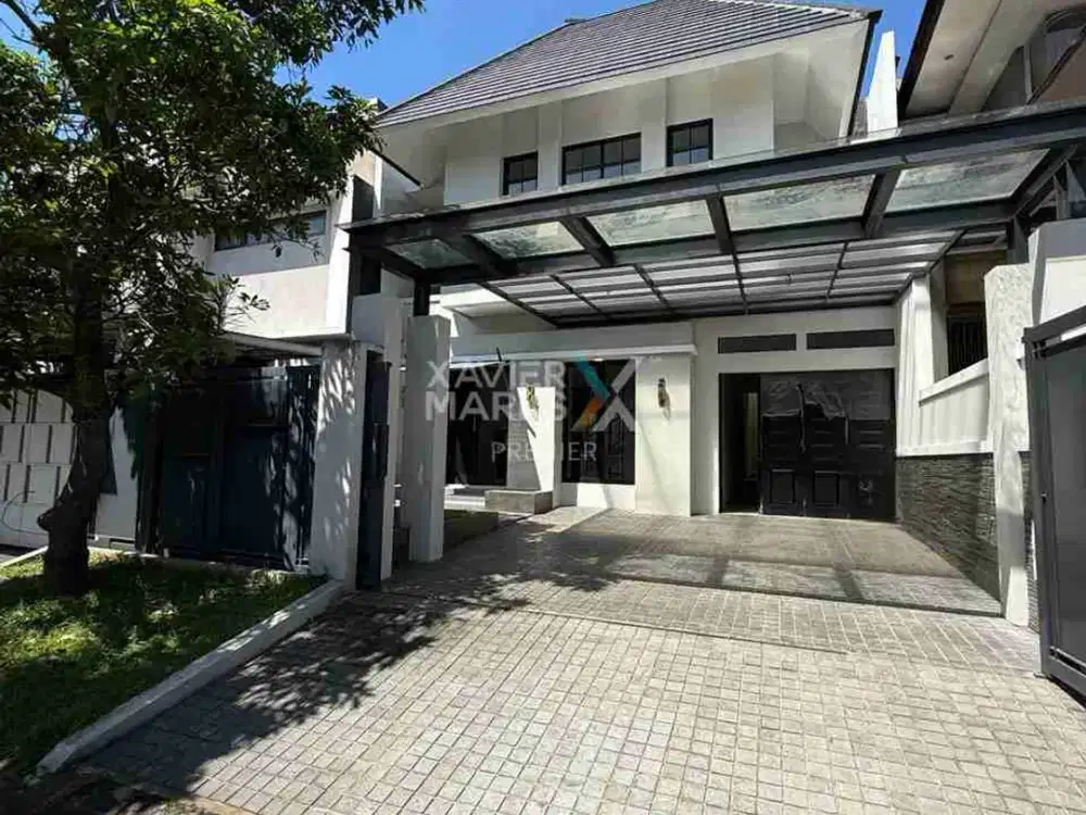 Dijual Rumah Design American Clasic Di Perumahan Araya Golf Blimbing Malang