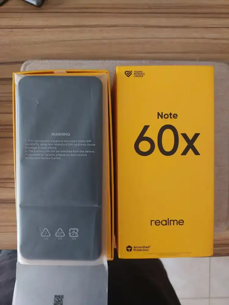 Di jual realmi note 60x ram 8 hitam fullset