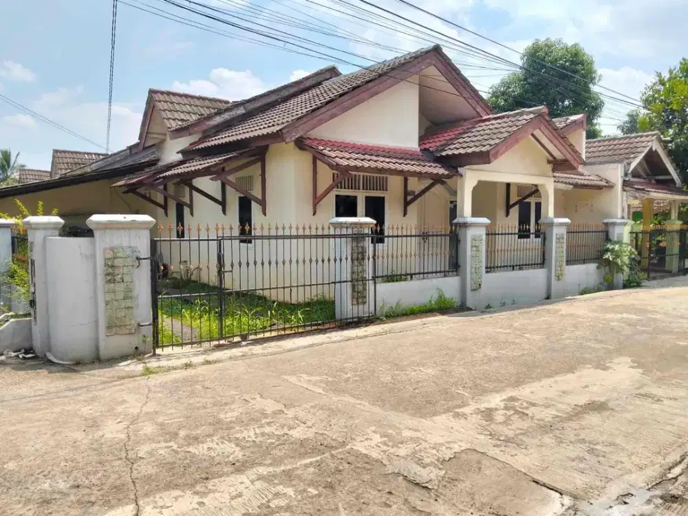 RUMAH MURAH SIAP HUNI DAN STRATEGIS LETAK DI PERUMAHAN TELAGA KAHURIPAN BOGOR CLU CANDRALOKA