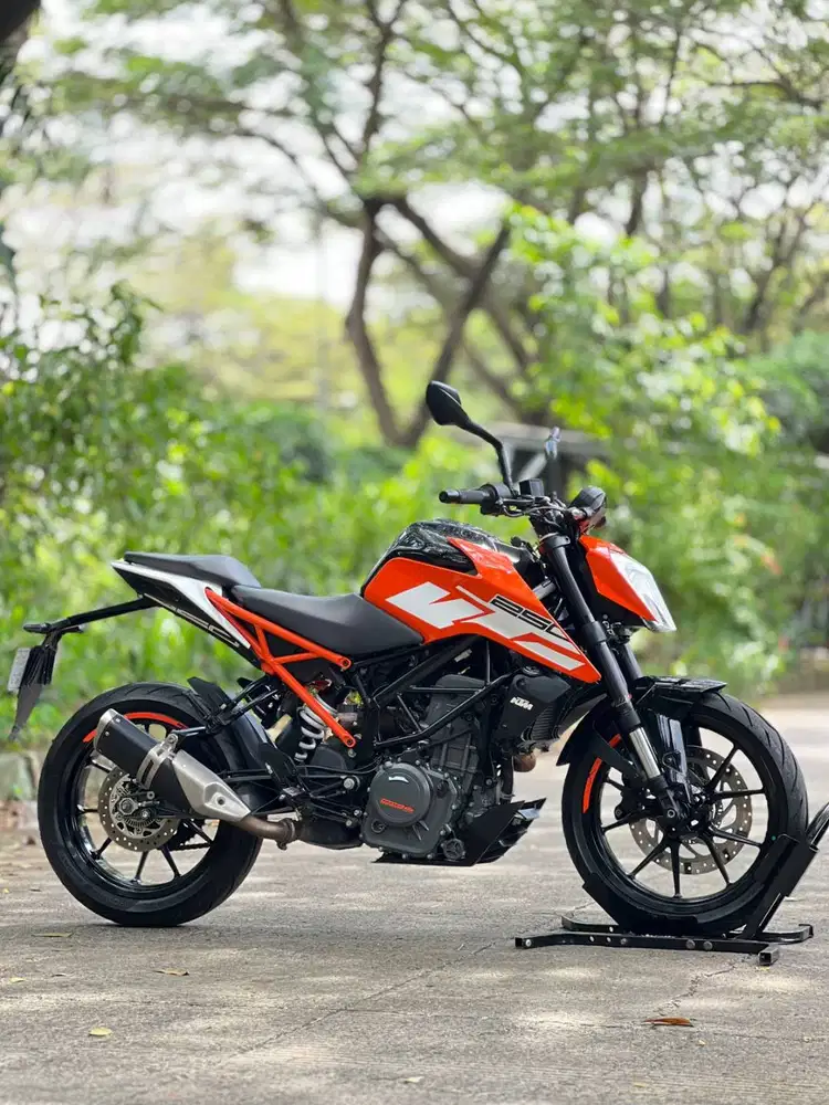 KTM DUKE 250 ABS 2018 ORANGE KM LOW NO MINUS