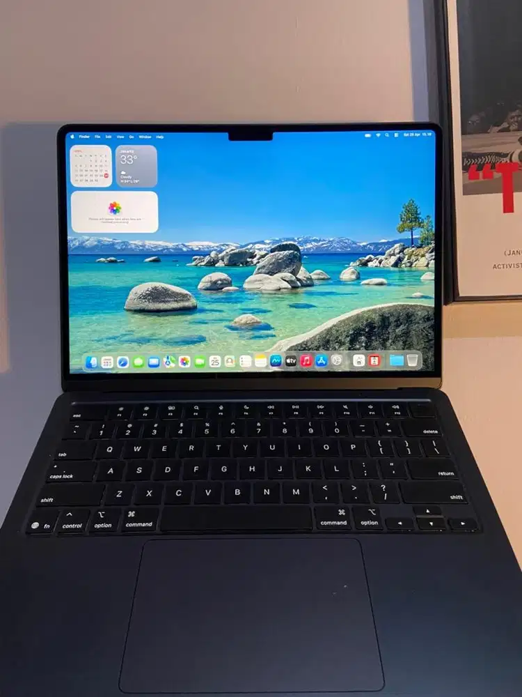 MacBook Air M4 16GB/256GB Midnight – Fullset iBox, Garansi On