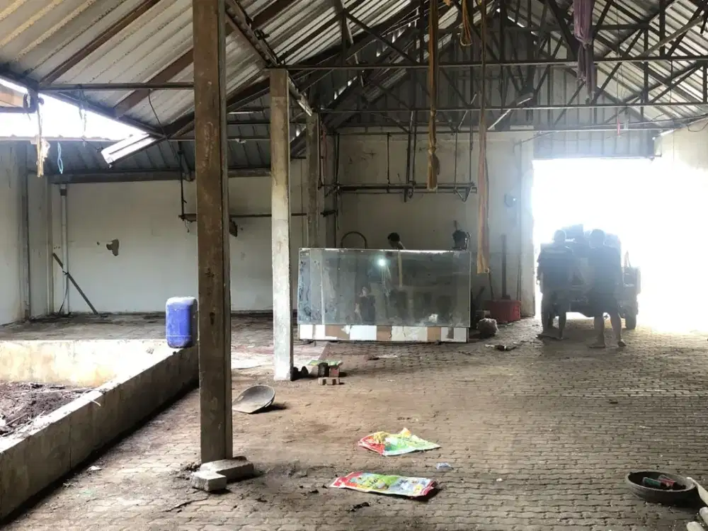 Dijual  Tanah bekas Gudang Alat Pesta tenda katering bintaro