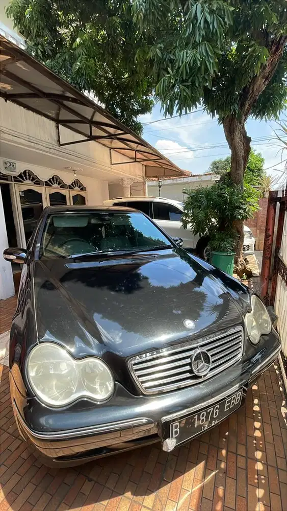 Mercedes-Benz C180 2001 Bensin