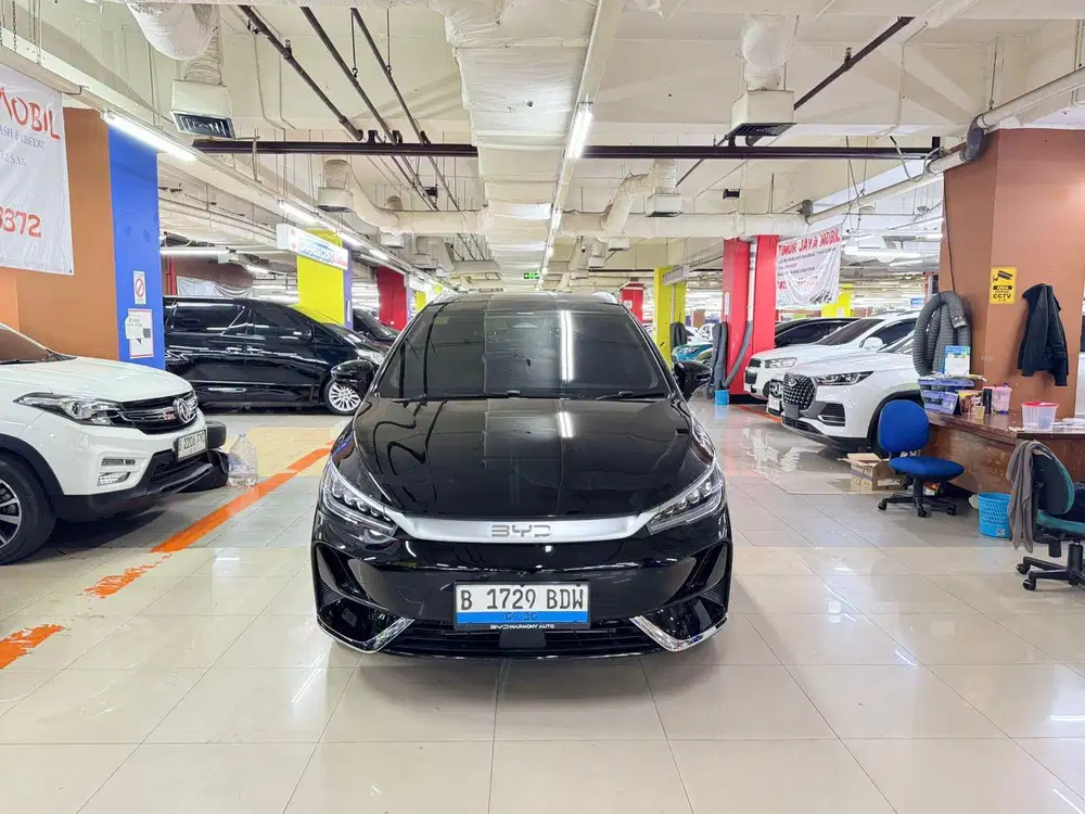 BYD M6 EV Sunroof 2025 Superior Matic Listrik