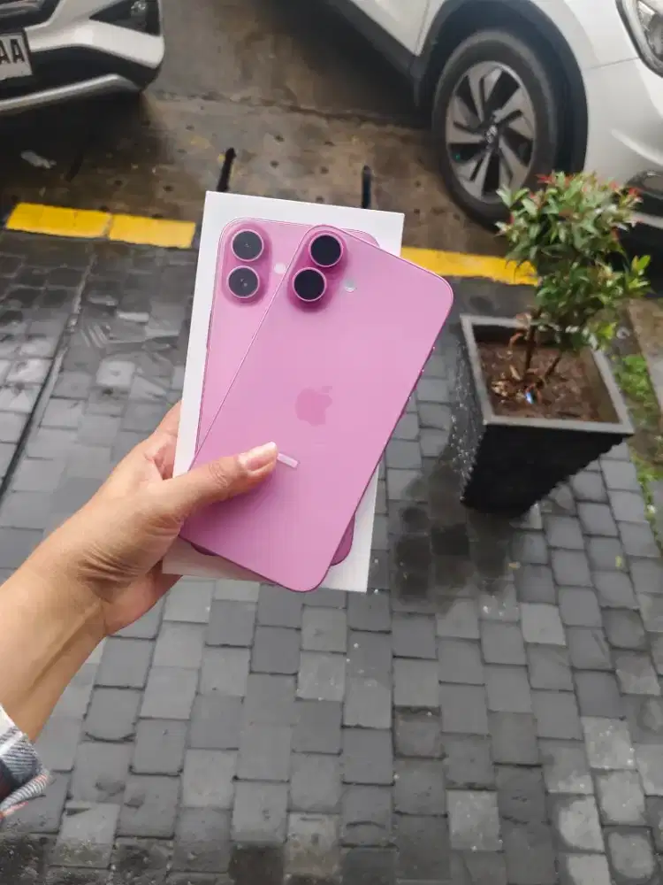 Ip 16 plus 128 garansi resmi ibox