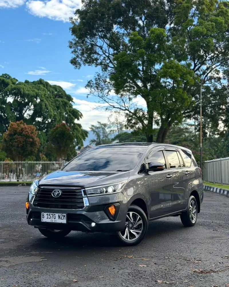 Innova Reborn 2.4 V Diesel 2021 Matic Low KM