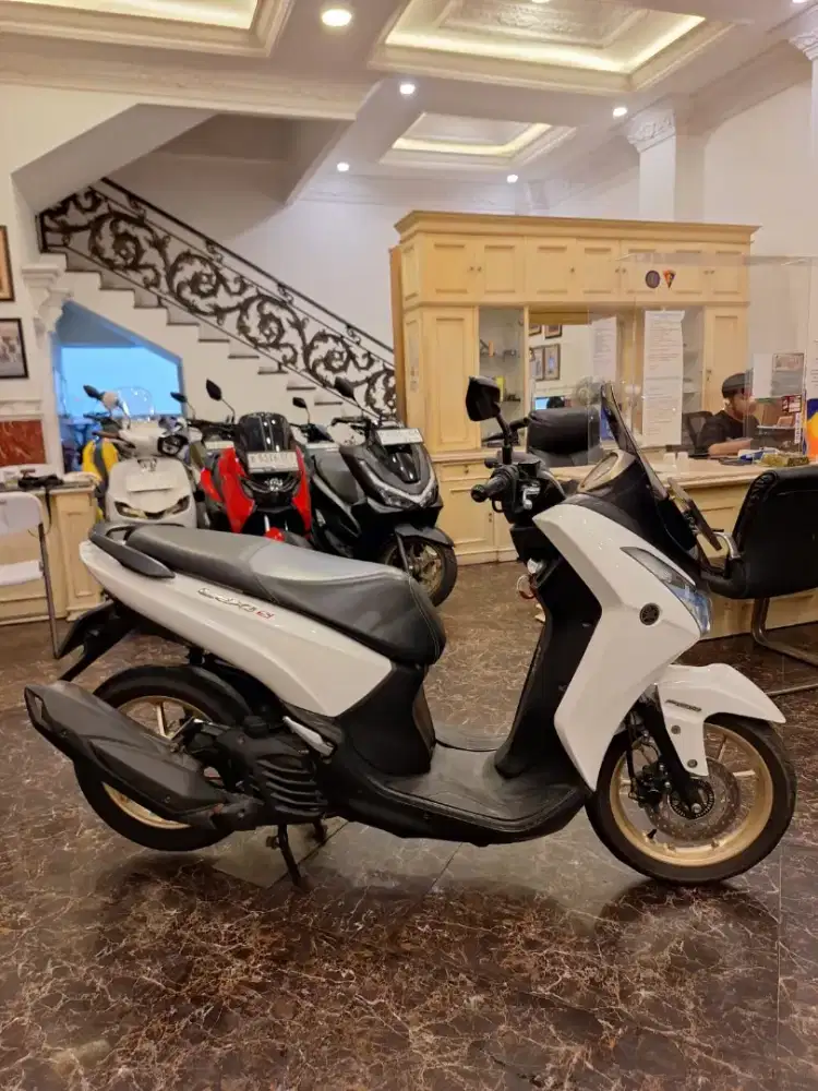 DIJUAL CEPAT MOTOR RAWATAN YAMAHA LEXY S 125CC PAJAK HIDUP MESIN ADEM