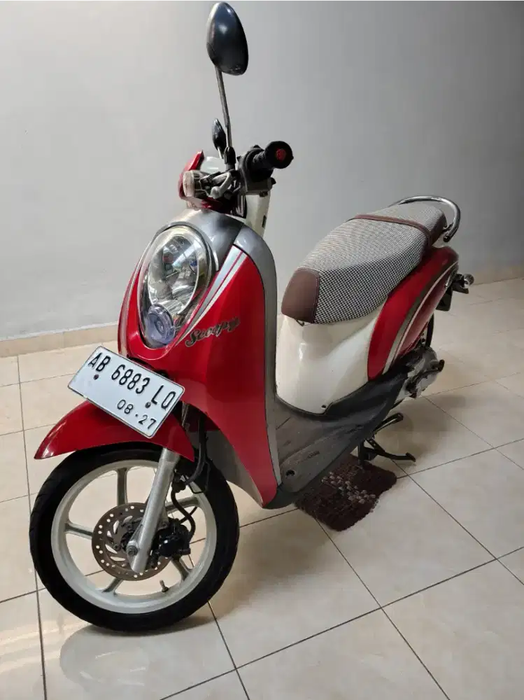 Honda scoopy 2012
