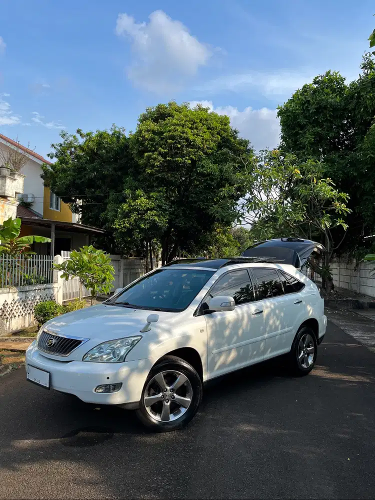 2011 Toyota Harrier L Prem 240 G Putih CBU Rare
