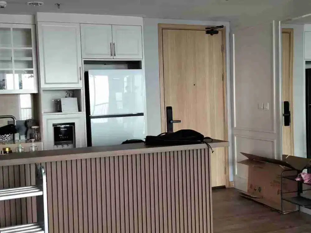 Apartemen Holland Village 3BR Full furnished