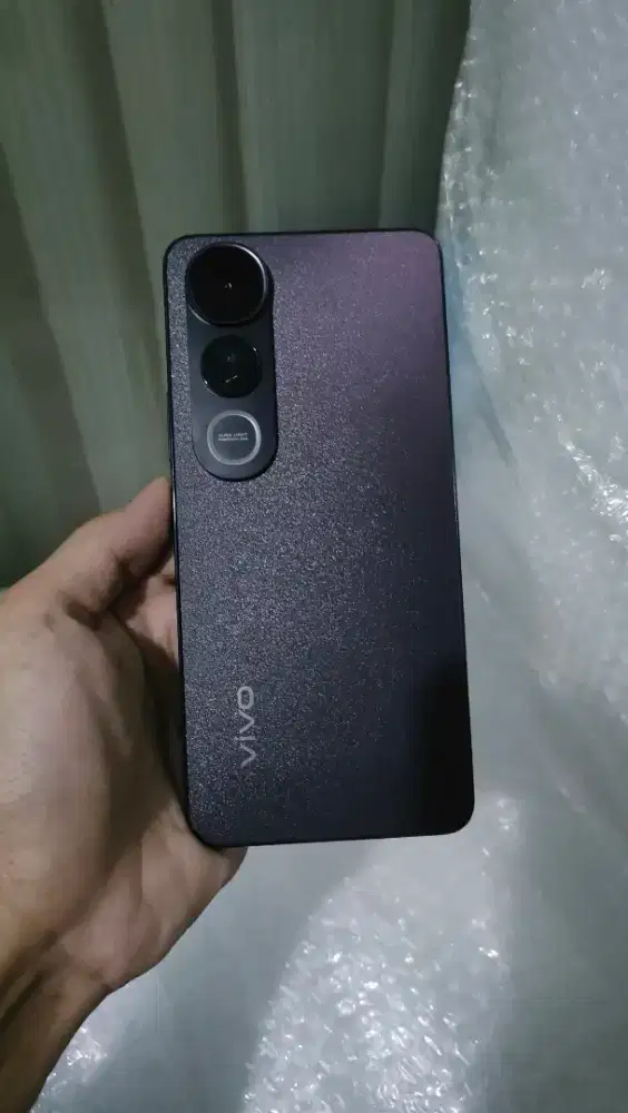 Dijual/TT/BT VIVO V50 LITE 5G 8/256GB Fullset Normal Mulus No Minus