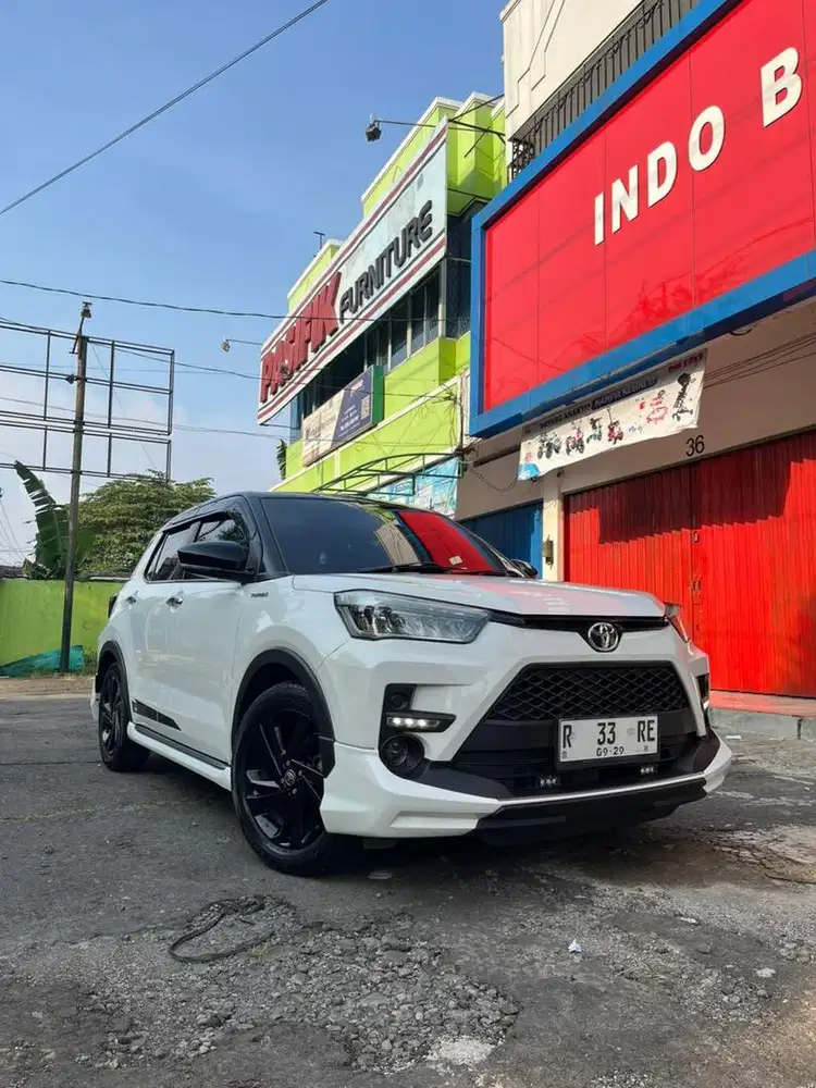 (LOW KM) Raize GR TSS 2021 Two Tone