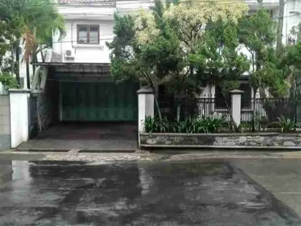 Dijual Rumah Istimewa Dekat Pusat Kota Bandung