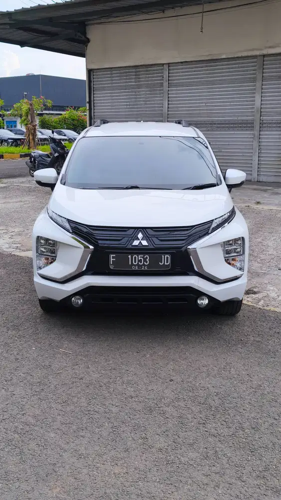 Mitsubishi Xpander 1.5 Exceed MT 2021 / 2022 Wrn Putih Tgn 1 Mulus