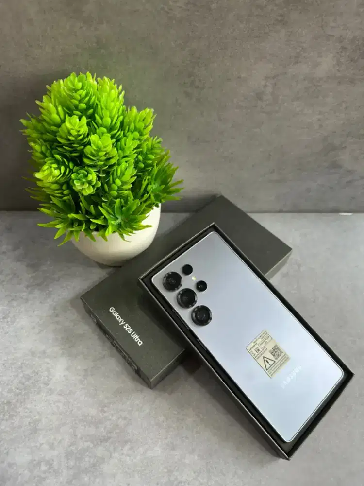 Samsung s25 ultra 12/512Gb sein