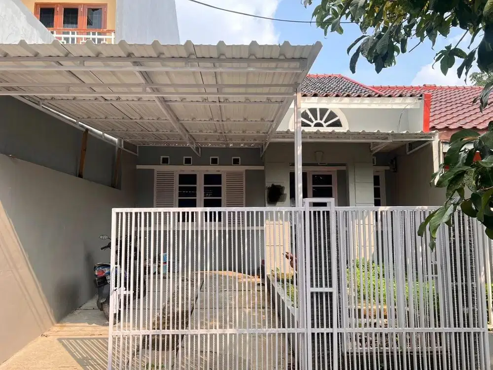 Disewakan Rumah 1.5 Lantai di Bukit Cimanggu City
