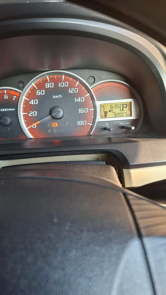 Toyota Avanza 2012 Bensin