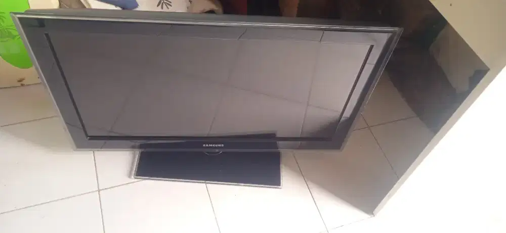 Jual tv LCD TV Samsung 32 inc