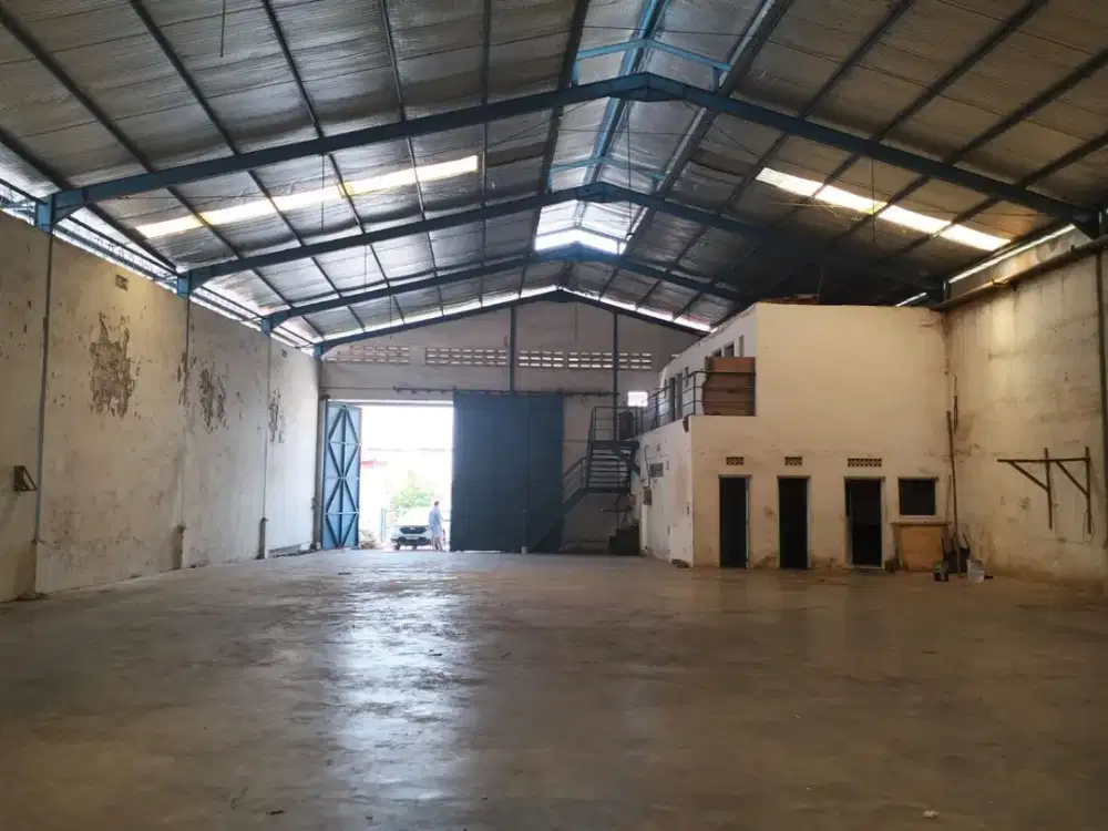 Gudang Raya Lidah Wetan - Surabaya Barat* *Nol Jalan , Daerah Wbm*